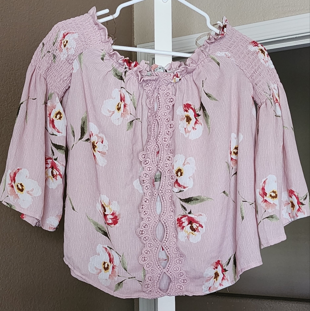 PINK off Shoulders Top